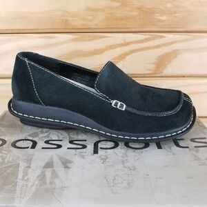 Suede Leather Loafer Black Slip on Comfort Shoes Moc Toe NEW CL Passports 6M NEW